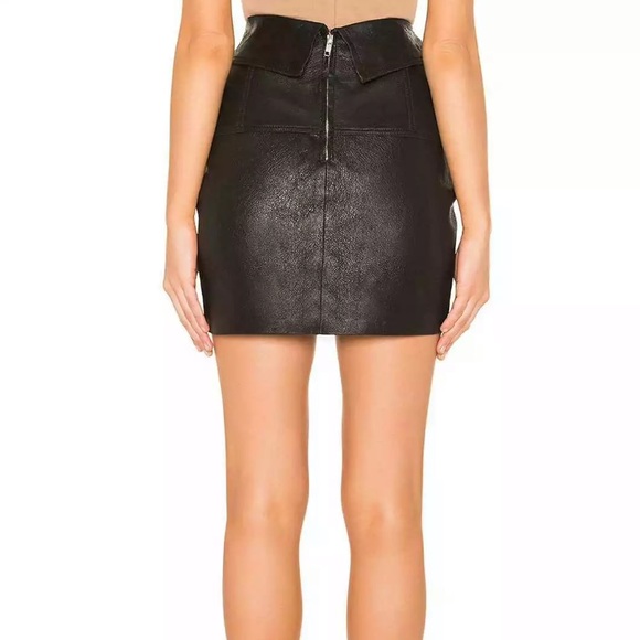 Sold!Chrissy Teigen X revolve Grayson leather skirt - Picture 3 of 7